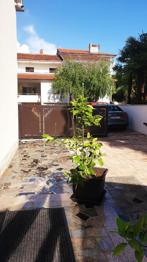 Appartamento House Maric Porec Esterno foto